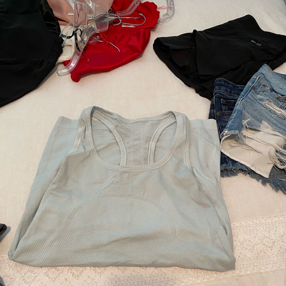 Lululemon swiftly tank